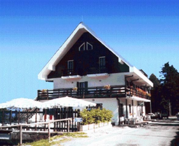 Albergo Casa Della Neve Stresa Exteriér fotografie