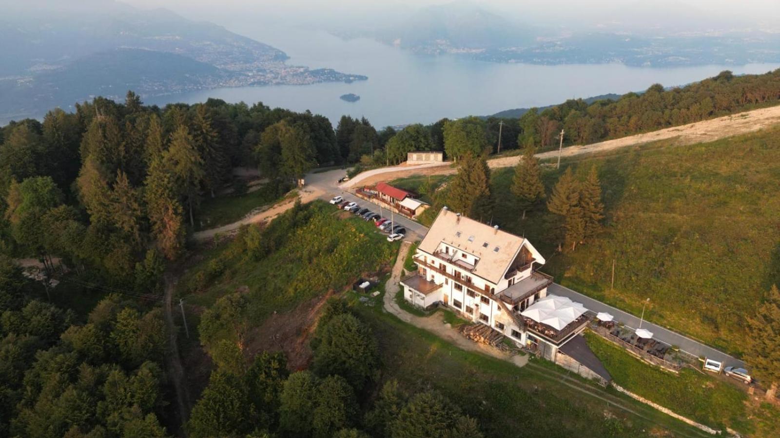 Albergo Casa Della Neve Stresa Exteriér fotografie